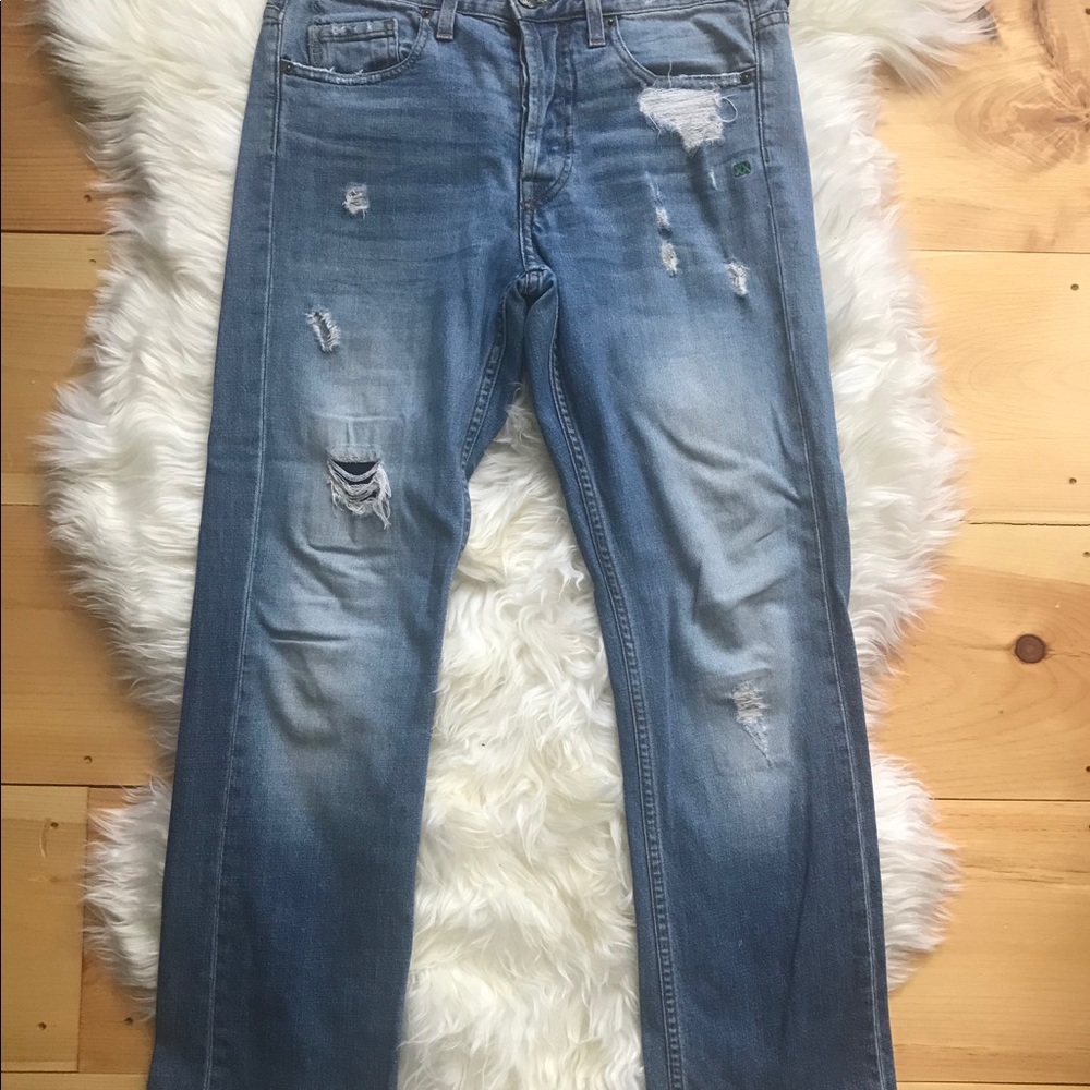 Generic denim boyfriend